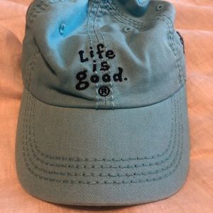 Life is Good hat